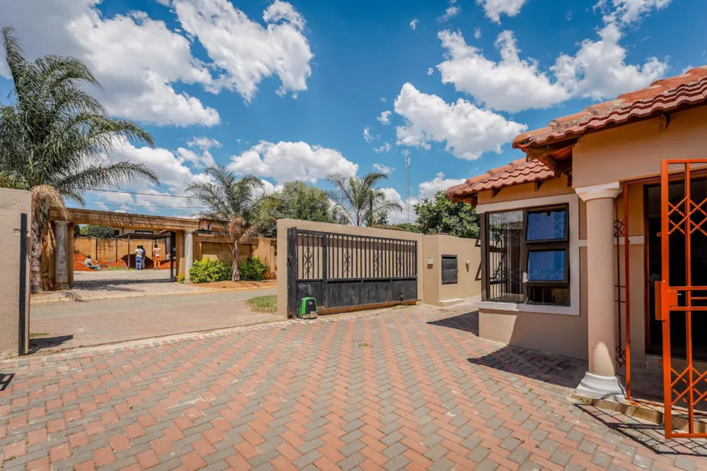 House sold in Cosmo City - RAN1684292 House sold in Cosmo City - RAN1684292
