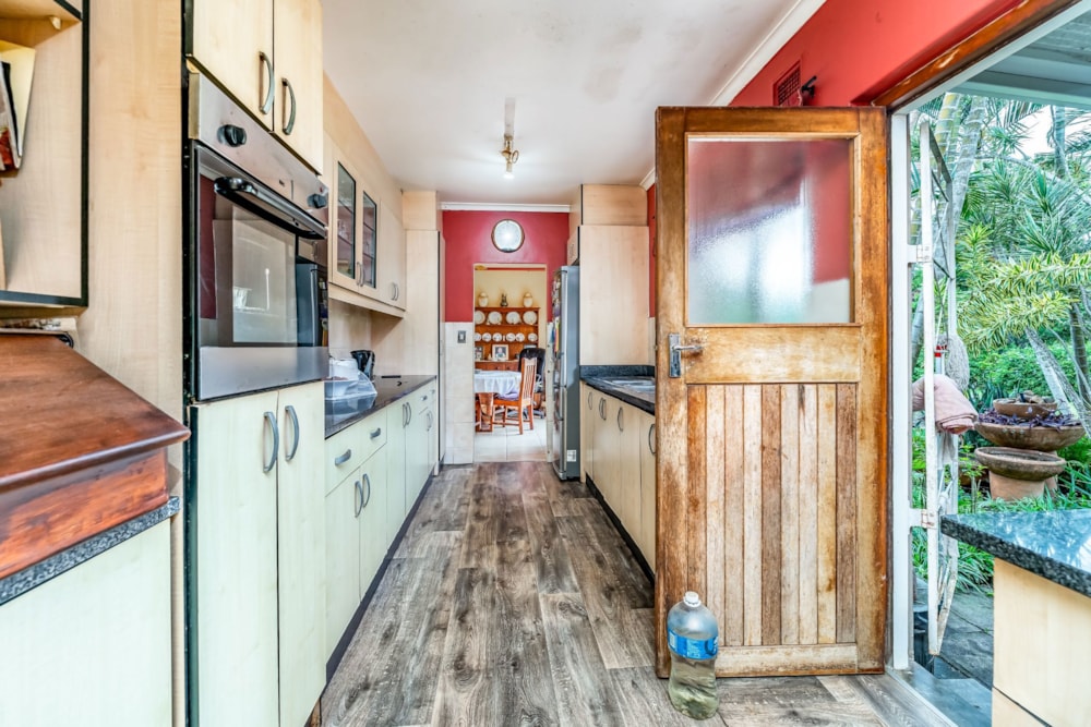 House sold in Waterfall, Upper Highway - 1KF1681750 House sold in Waterfall, Upper Highway - 1KF1681750