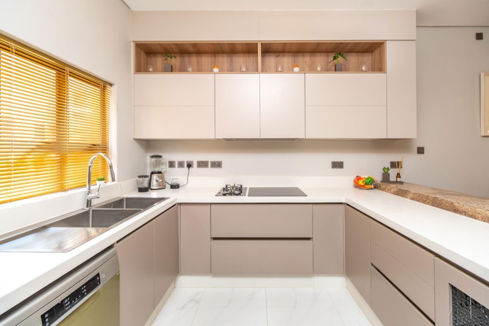 Double-storey apartment for sale in Mount Pleasant, Zimbabwe - 3ZB1683701 Double-storey apartment for sale in Mount Pleasant, Zimbabwe - 3ZB1683701