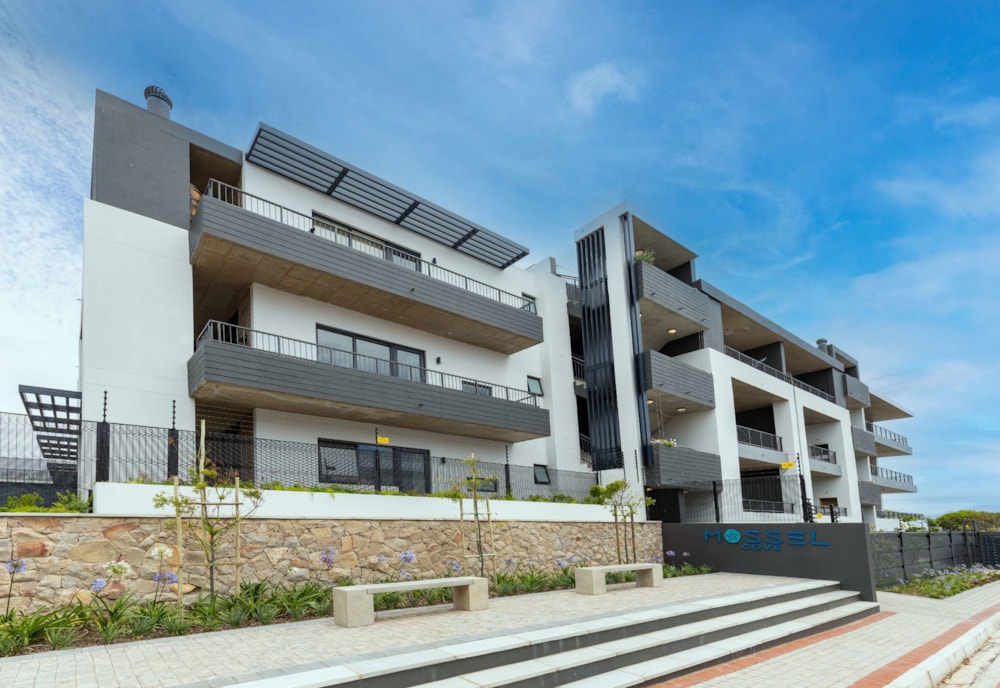 Apartment sold in Mossel Bay Central - 1MB1681610 Apartment sold in Mossel Bay Central - 1MB1681610