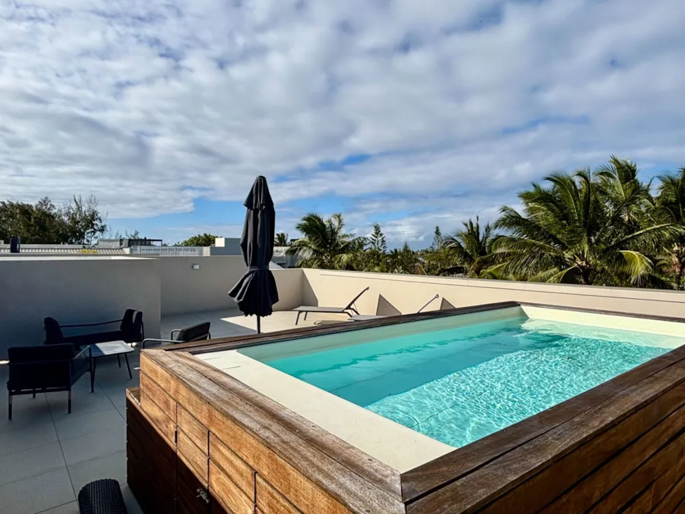 Penthouse apartment for sale in Pereybere, Mauritius - MPR1681850