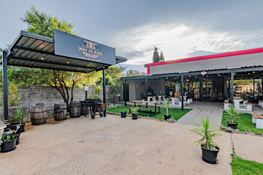 Commercial restaurant for sale in Grootfontein - PT1683764