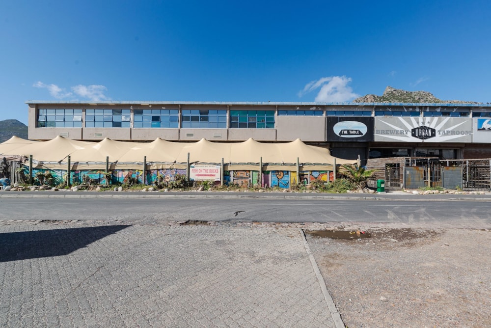 Commercial industrial property sold in Hout Bay - HOB1682410 Commercial industrial property sold in Hout Bay - HOB1682410