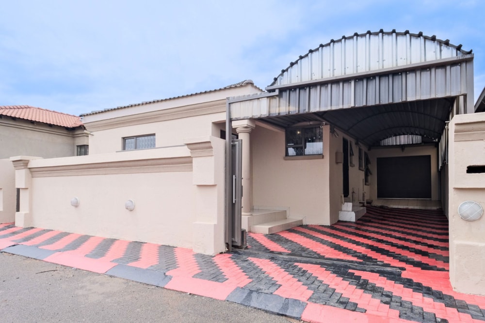 House sold in Chiawelo - RDT1683781