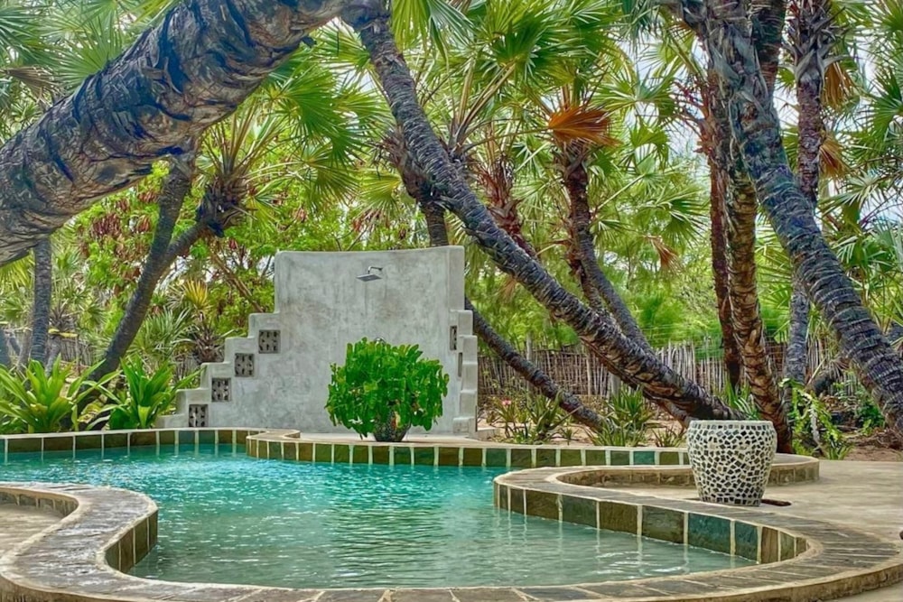 Beach bungalow to rent in Malindi, Kenya - 3KE1683785 Beach bungalow to rent in Malindi, Kenya - 3KE1683785