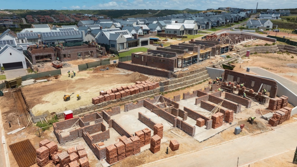 Cluster sold in Renosterbos Estate - 1MB1682911 Cluster sold in Renosterbos Estate - 1MB1682911