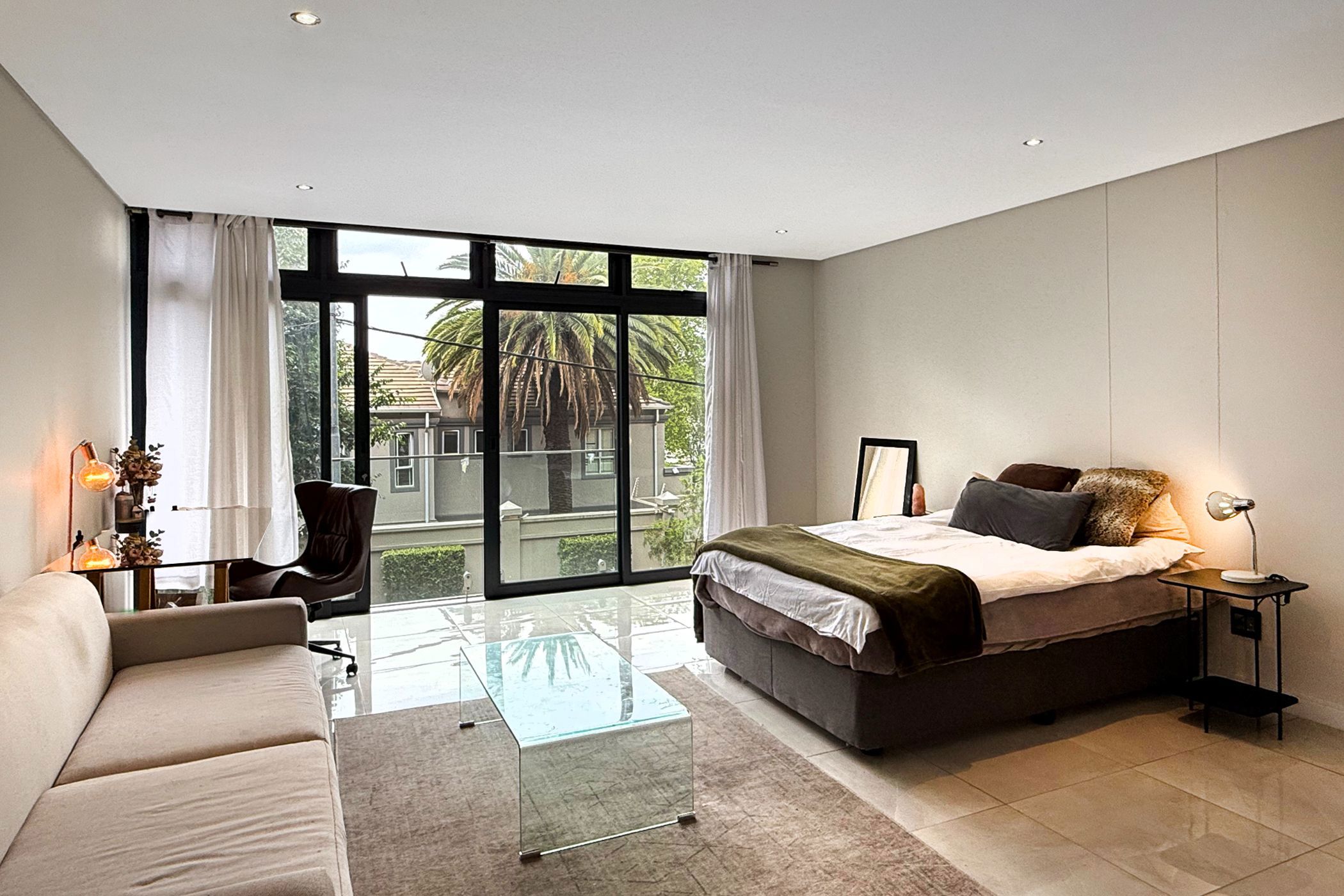 Apartment for sale in Houghton Estate - HP1684051