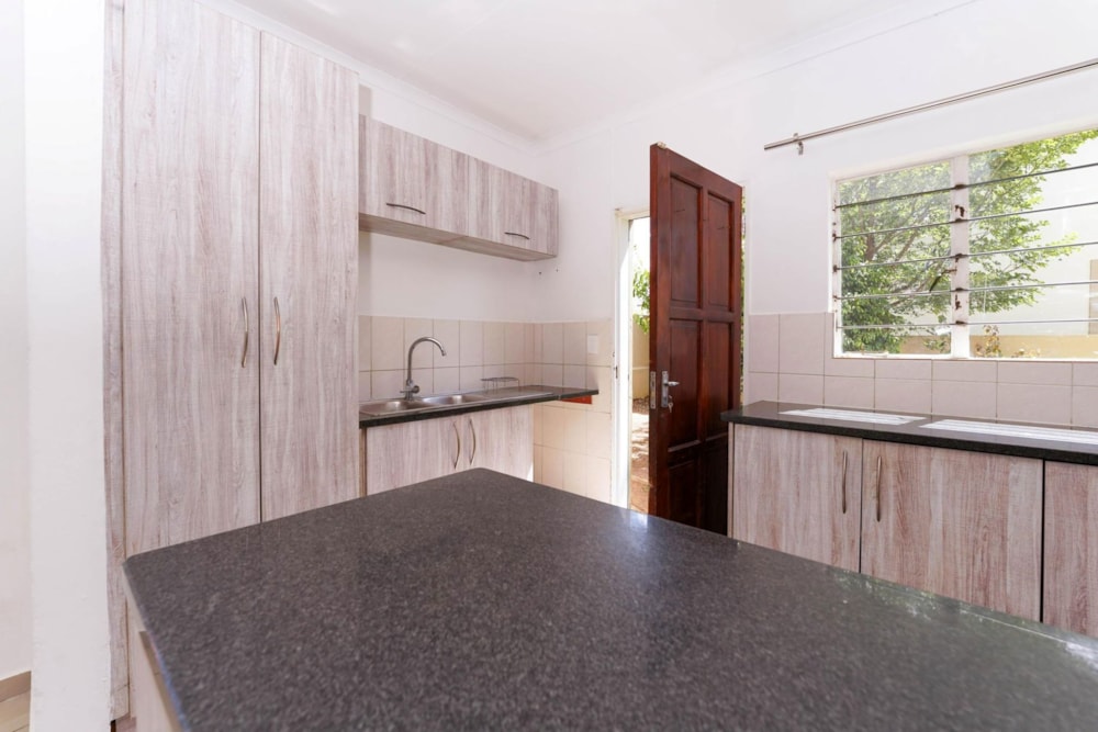 Security complex home for sale in Zandspruit - RAN1683224