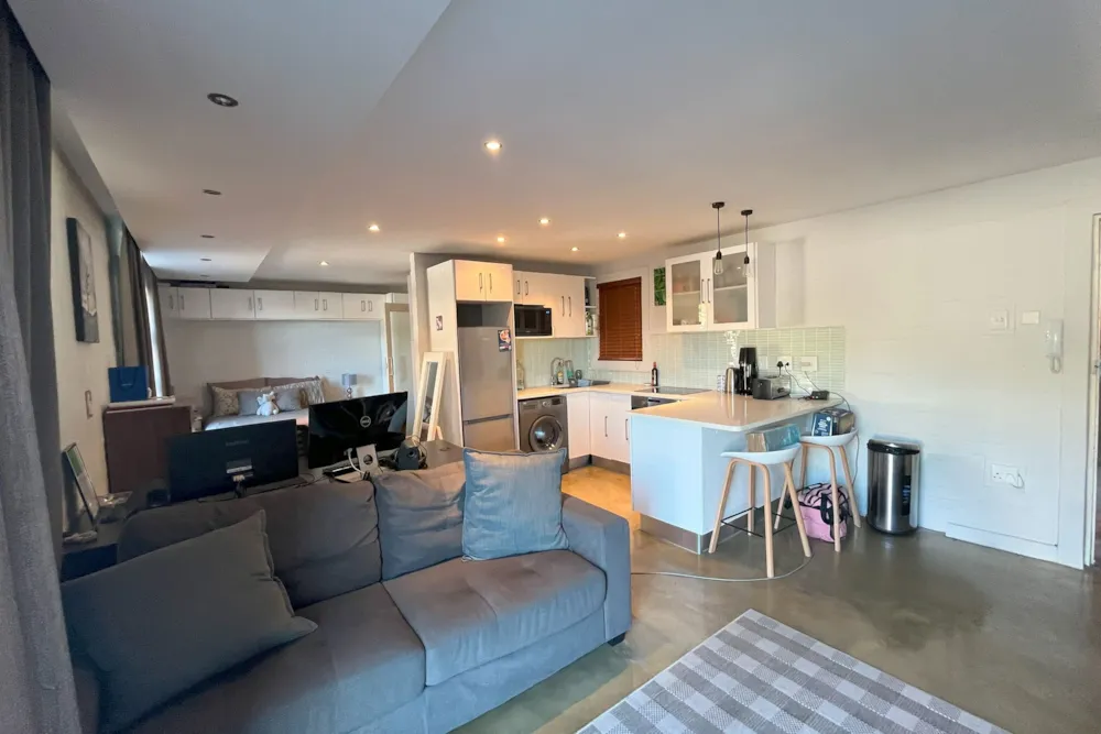 Bachelor apartment let in De Waterkant - ASL1722135 Bachelor apartment let in De Waterkant - ASL1722135