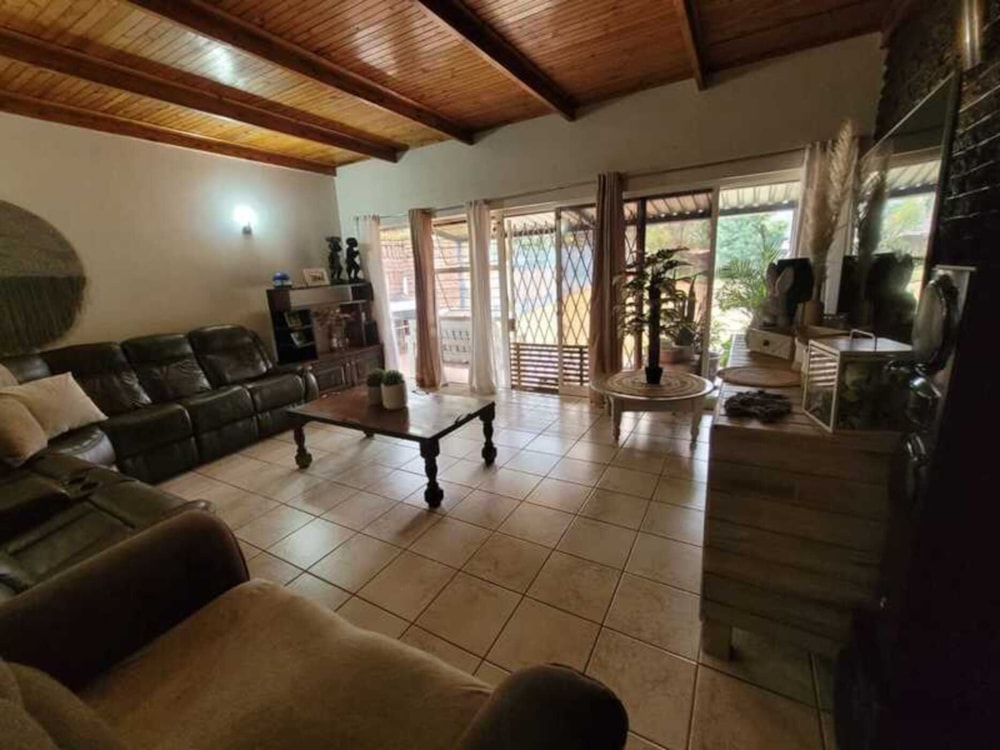 House for sale in Amiel Park - 1NW1683579