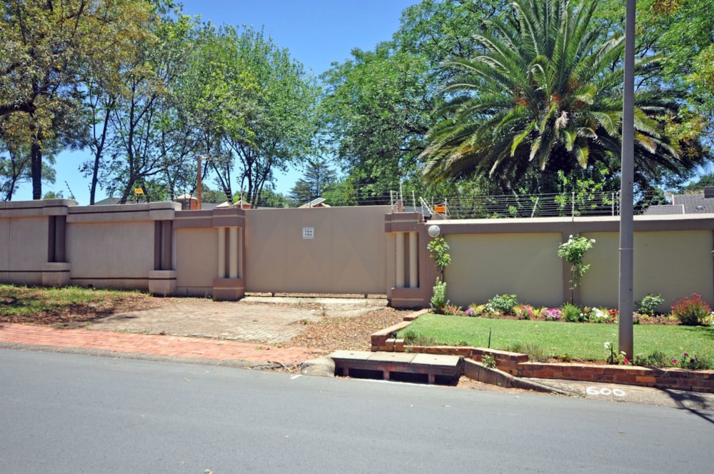 Vacant land for sale in  Vanderbijlpark SW 5 - 1VT1683394