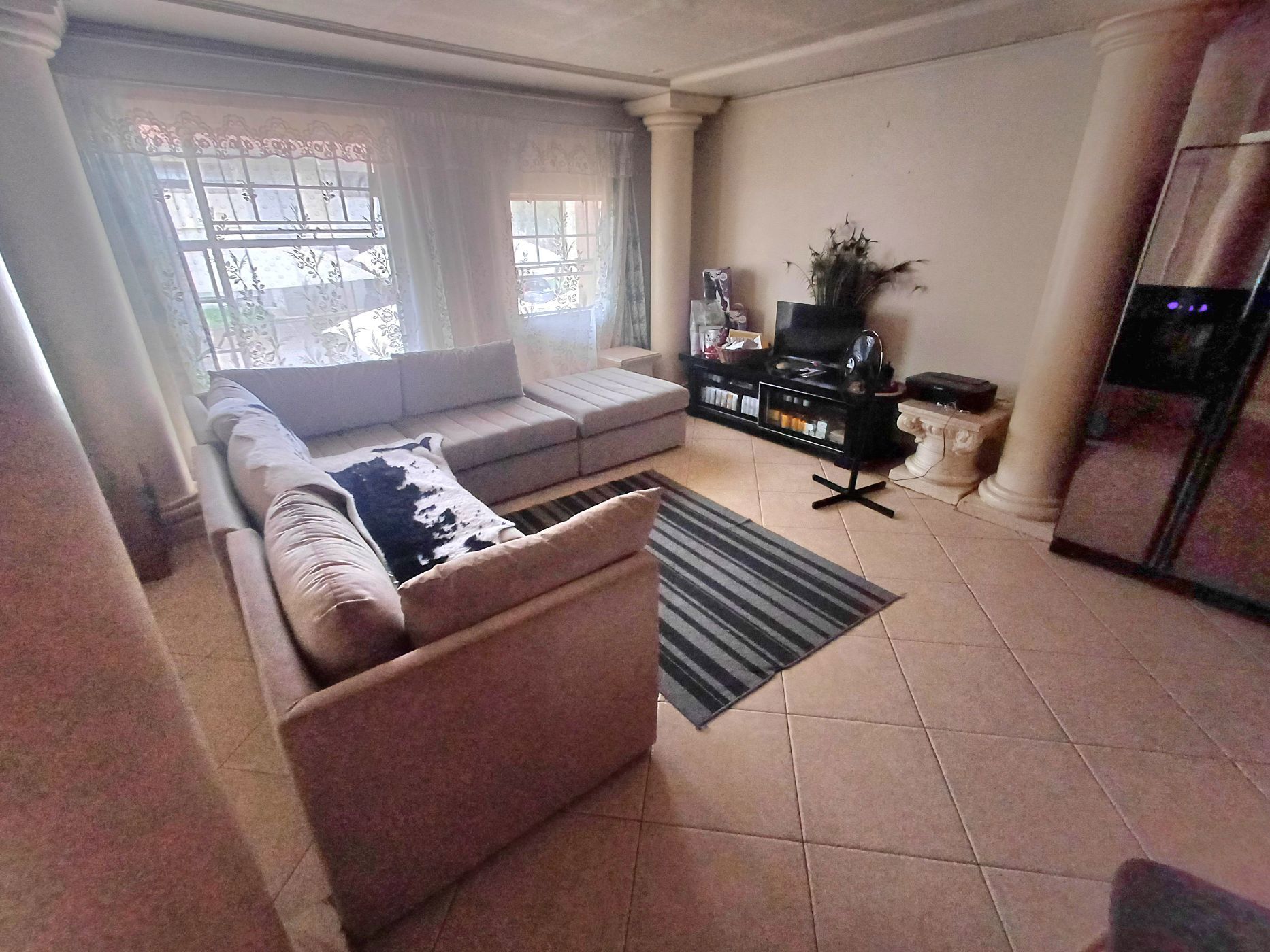 Townhouse for sale in Die Hoewes - CN1683587