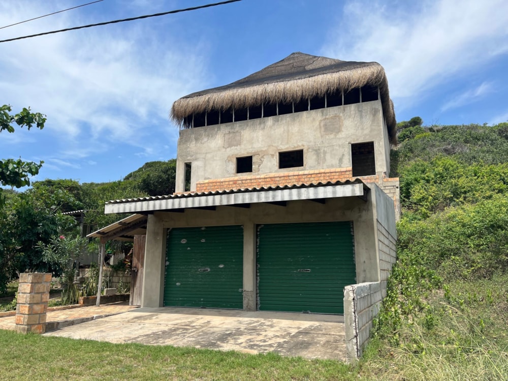 House for sale in Praia do Tofo, Mozambique - 3MQ1683660