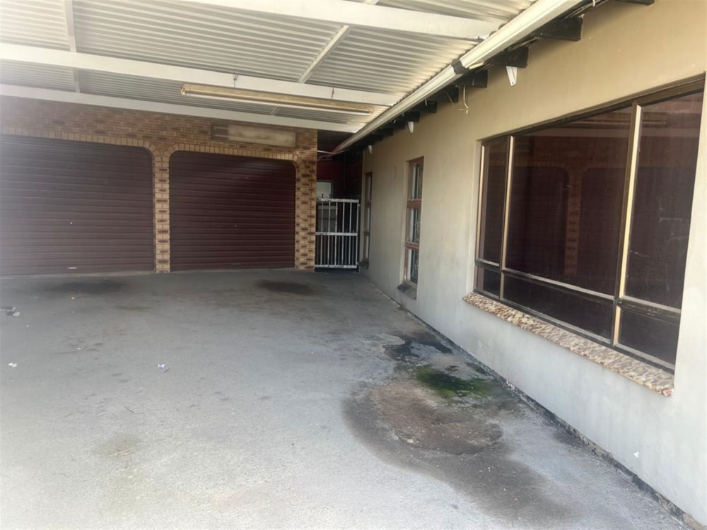 House for sale in Newlands West - 1WP1683846