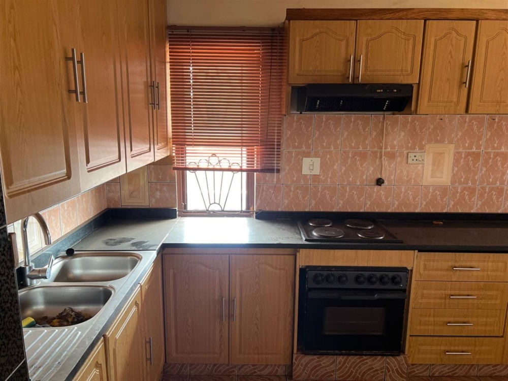 House for sale in Newlands West - 1WP1683846