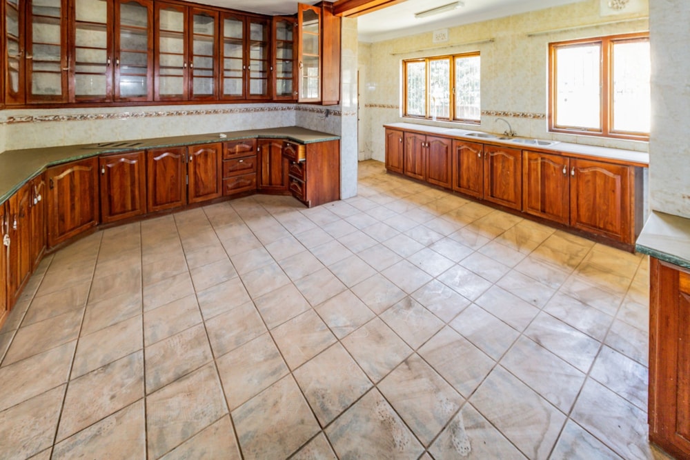 Mixed use farm for sale in Broederstroom - 1HR1684002