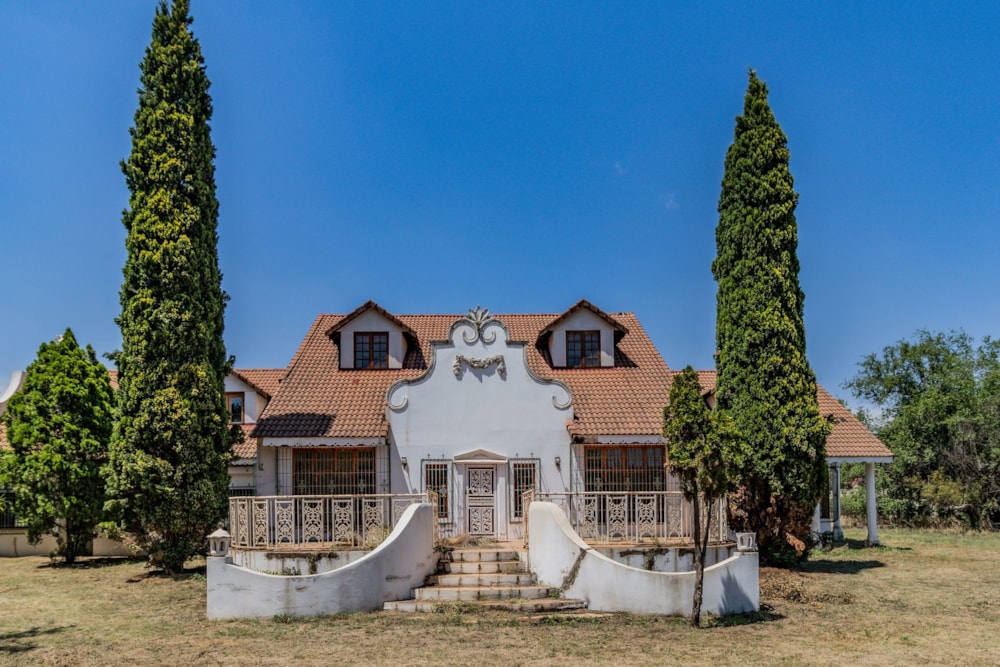 Mixed use farm for sale in Broederstroom - 1HR1684002