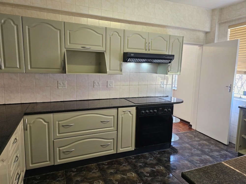 Apartment to rent in Craighall Park - JBL1740866