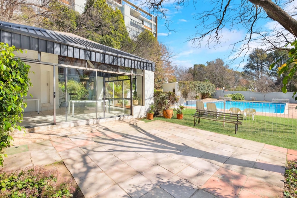 Apartment sold in Benmore Gardens - HP1684032 Apartment sold in Benmore Gardens - HP1684032