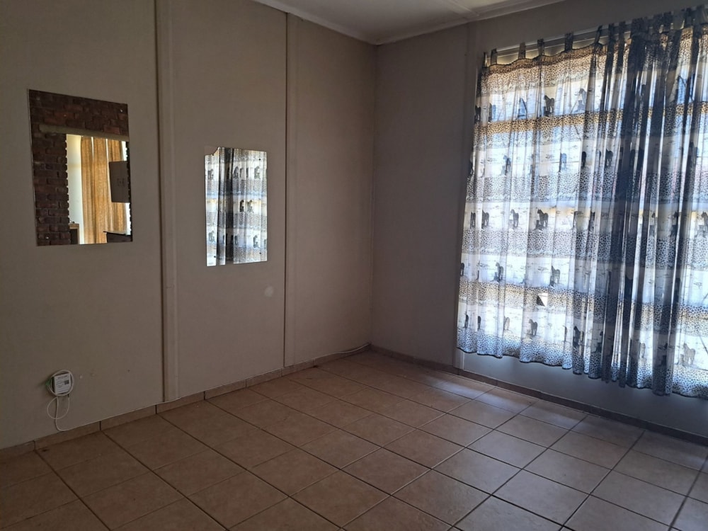 House for sale in Christiana, North West Province - 1KJ1684142 House for sale in Christiana, North West Province - 1KJ1684142