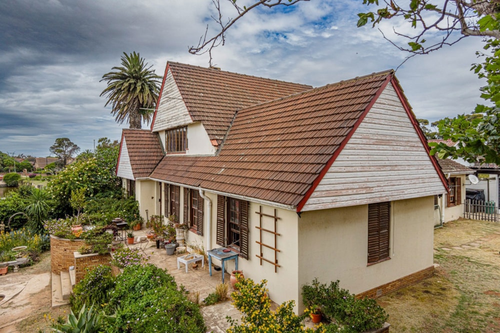 Double-storey house sold in Redhouse - 1PLZ1684374