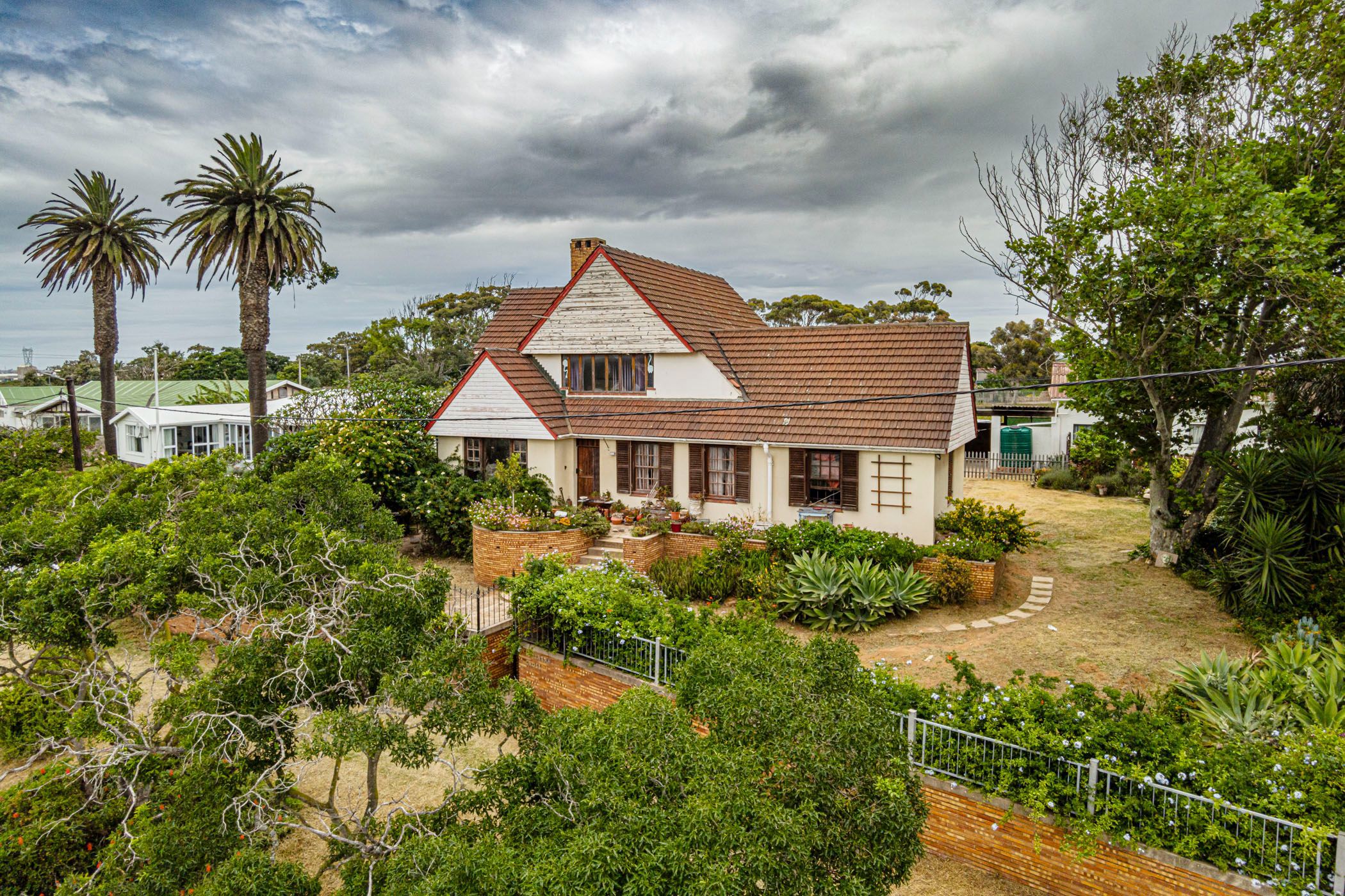 Double-storey house sold in Redhouse - 1PLZ1684374