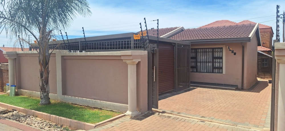 House sold in Soshanguve BB - PTM1684210 House sold in Soshanguve BB - PTM1684210