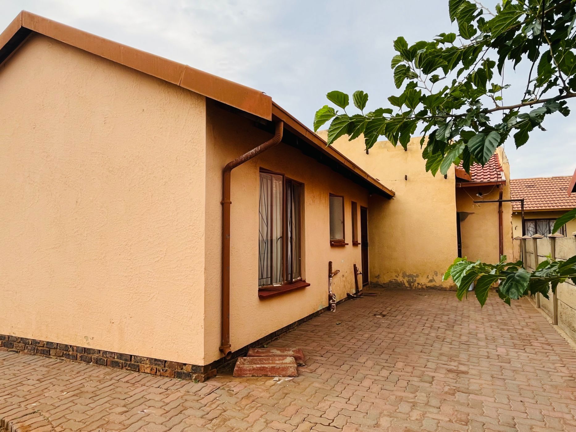 House for sale in Sebokeng Zone 17 - 1VT1684200