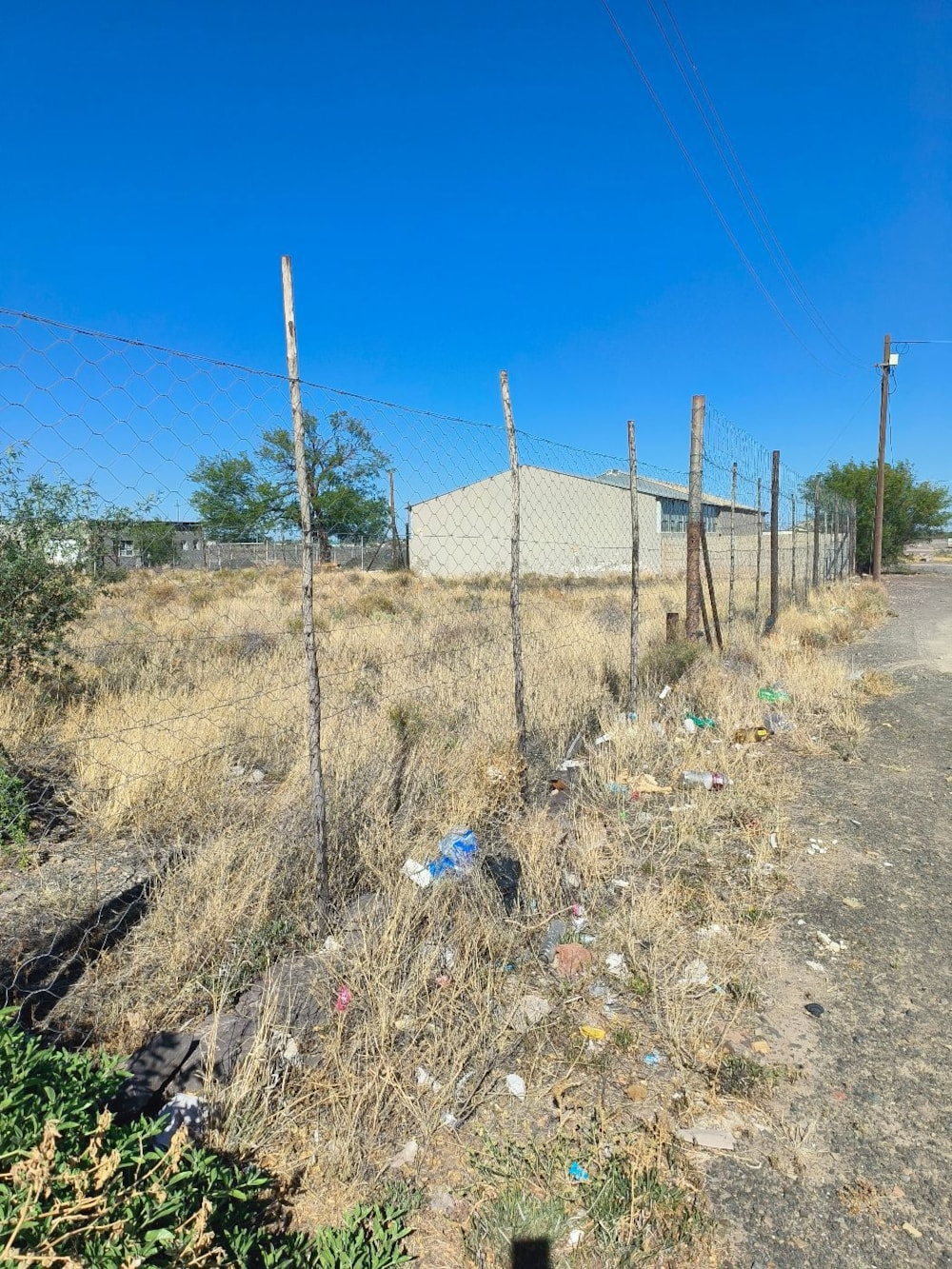Commercial vacant land for sale in Beaufort West Industrial - 1KK1684211 Commercial vacant land for sale in Beaufort West Industrial - 1KK1684211
