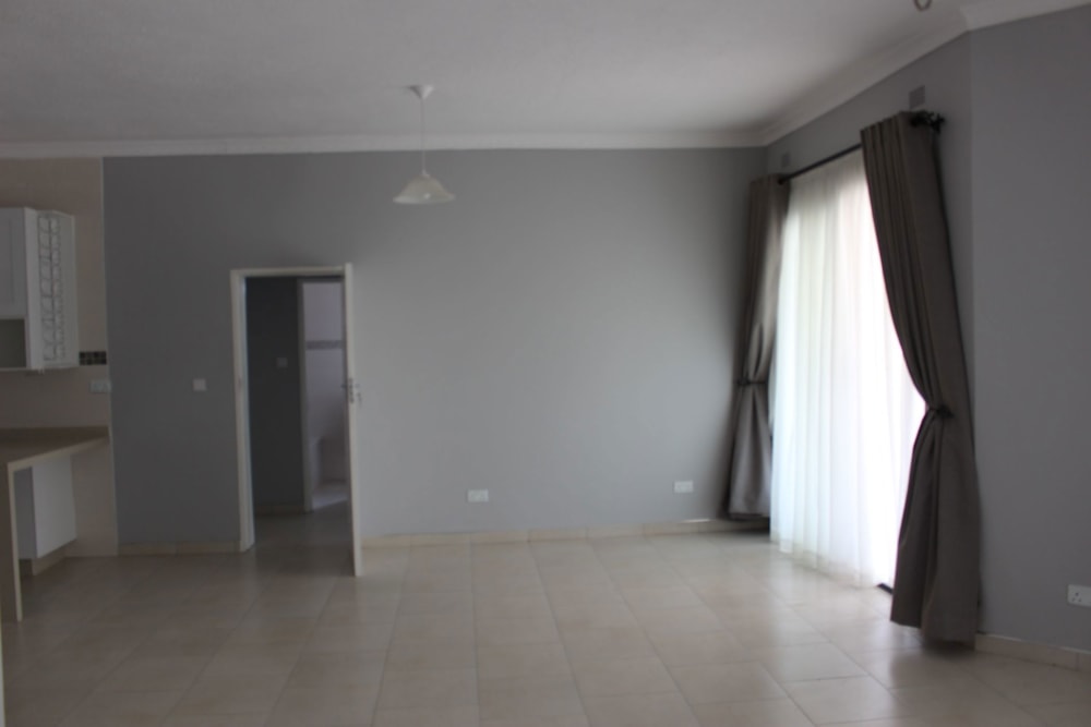 Single-storey house let in Highlands, Zimbabwe - 3ZB1684301 Single-storey house let in Highlands, Zimbabwe - 3ZB1684301