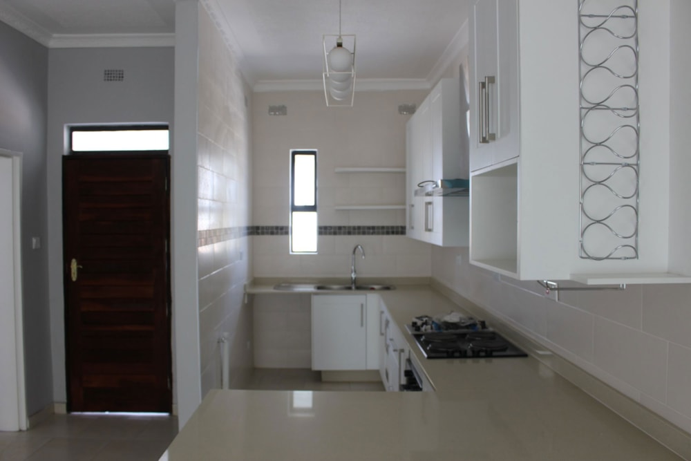 Single-storey house let in Highlands, Zimbabwe - 3ZB1684301 Single-storey house let in Highlands, Zimbabwe - 3ZB1684301