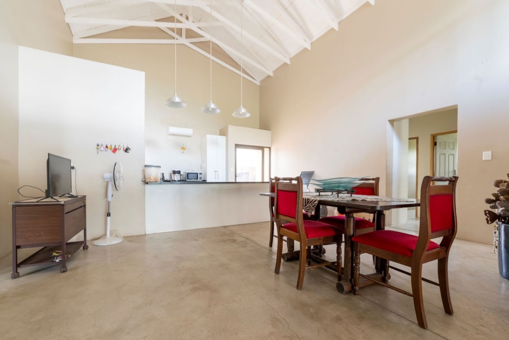 House let in Hoedspruit Wildlife Estate - 1HS1684322 House let in Hoedspruit Wildlife Estate - 1HS1684322