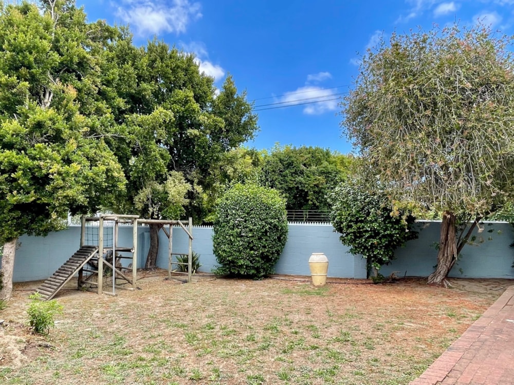 House let in Claremont Upper - RBL1684508