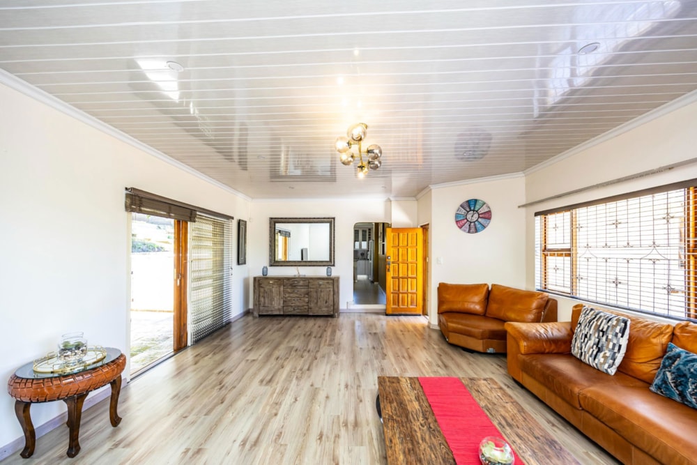 House for sale in Dorchester Heights - 1EZ1684487 House for sale in Dorchester Heights - 1EZ1684487