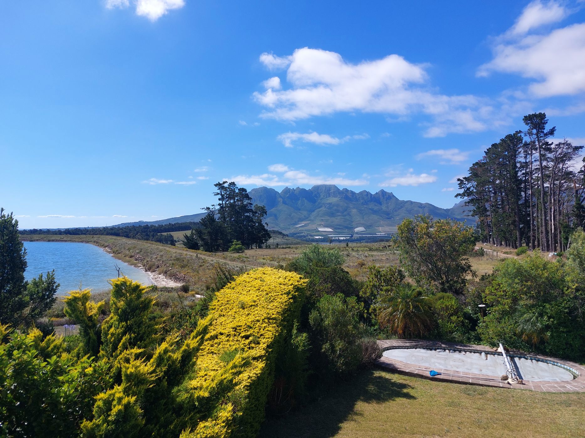 House let in Sir Lowrys Pass - SWL1684572