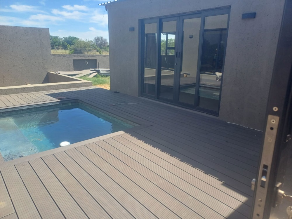 Aquaculture farm for sale in Schweizer-Reneke - 1KJ1684593 Aquaculture farm for sale in Schweizer-Reneke - 1KJ1684593