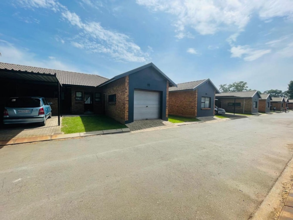 Townhouse for sale in Comet - BOK1684615