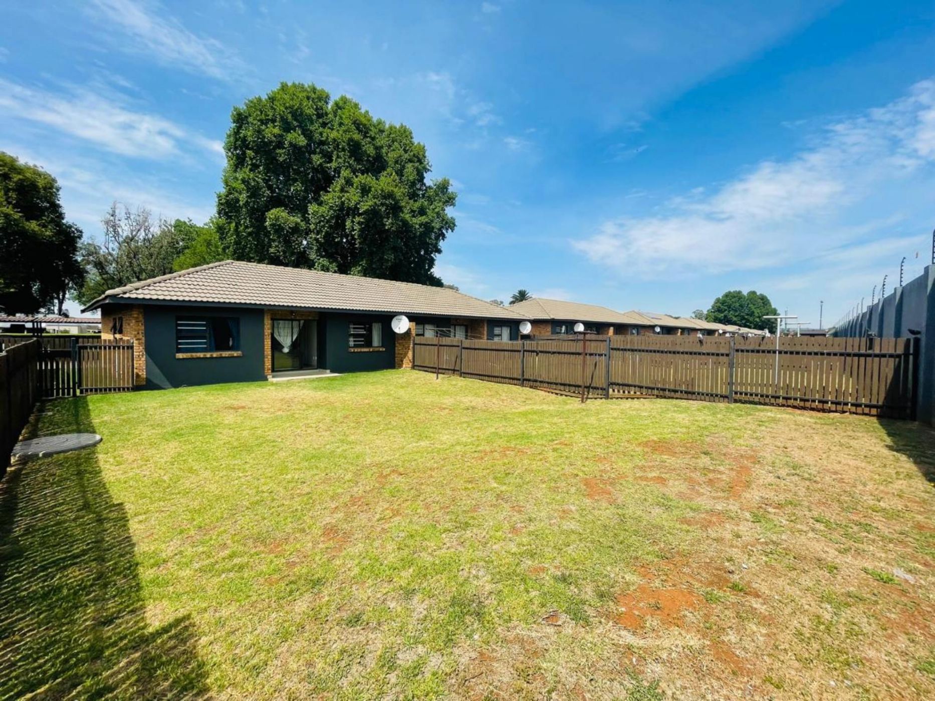 Townhouse for sale in Comet - BOK1684615