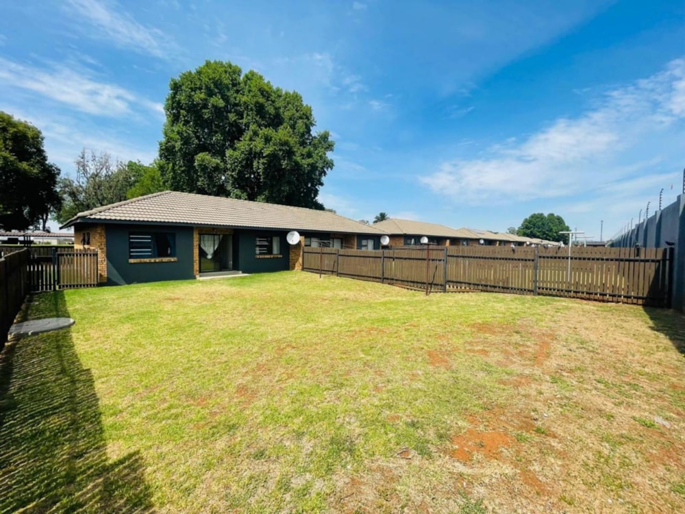 Townhouse for sale in Comet - BOK1684615