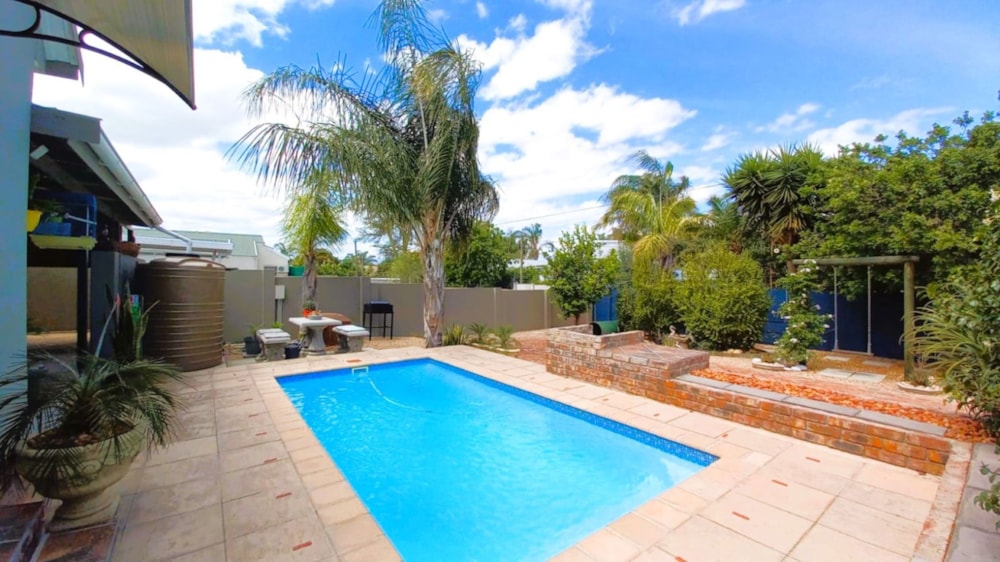 Security estate home sold in Wesbank, Oudtshoorn - 1OU1702009 Security estate home sold in Wesbank, Oudtshoorn - 1OU1702009