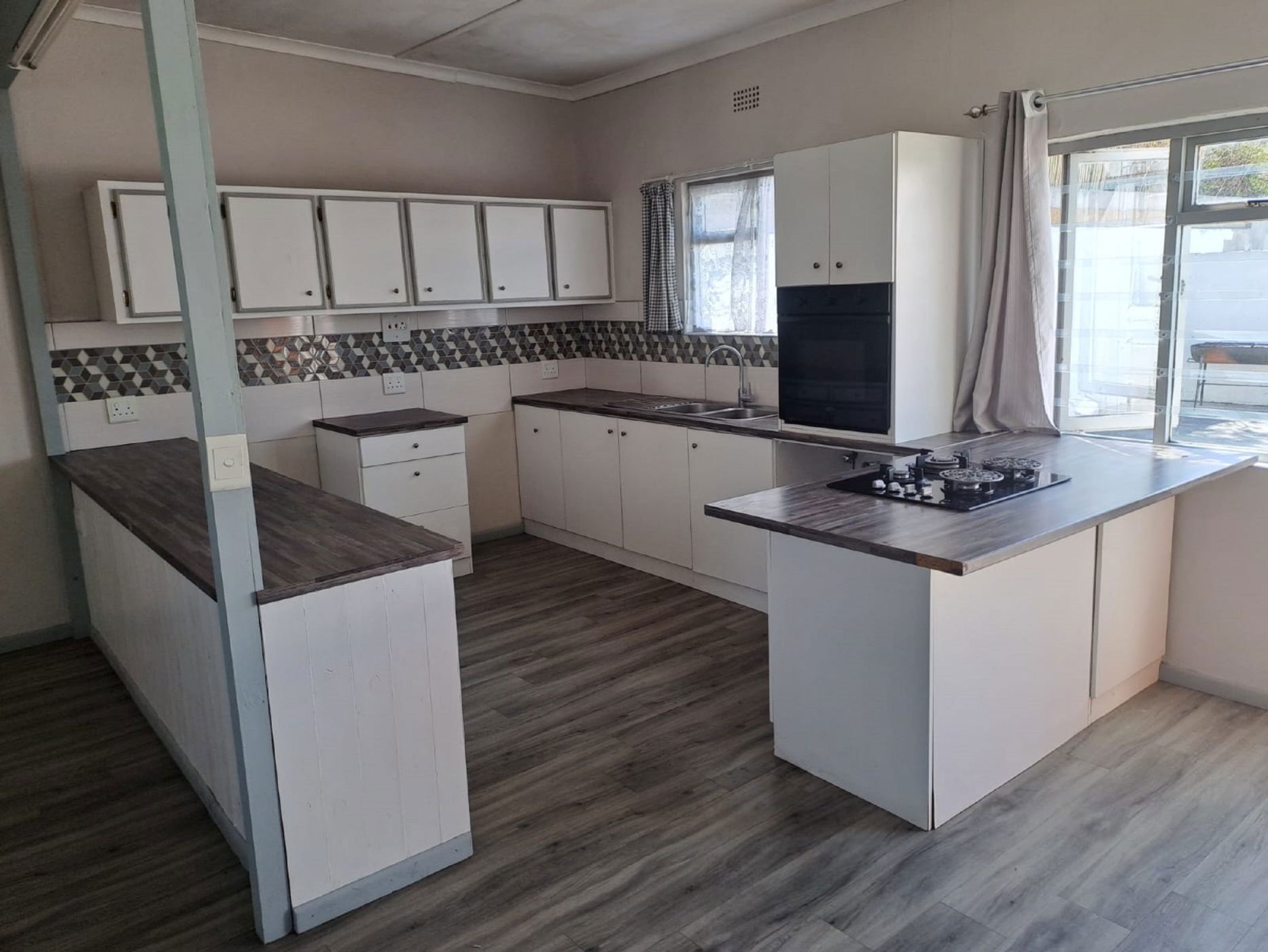 Apartment let in Gansbaai - 1SW1684659
