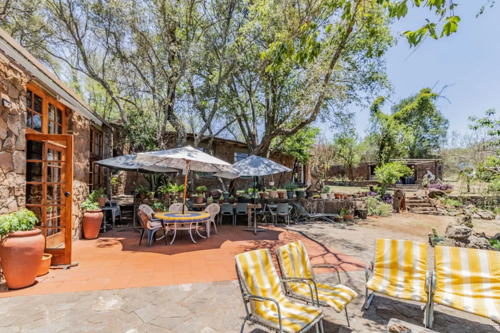 Mixed use farm for sale in Lanseria - 1HR1684665 Mixed use farm for sale in Lanseria - 1HR1684665