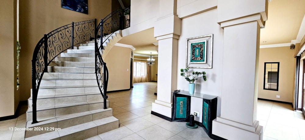 Security estate home for sale in Midstream Estate - CN1710384 Security estate home for sale in Midstream Estate - CN1710384