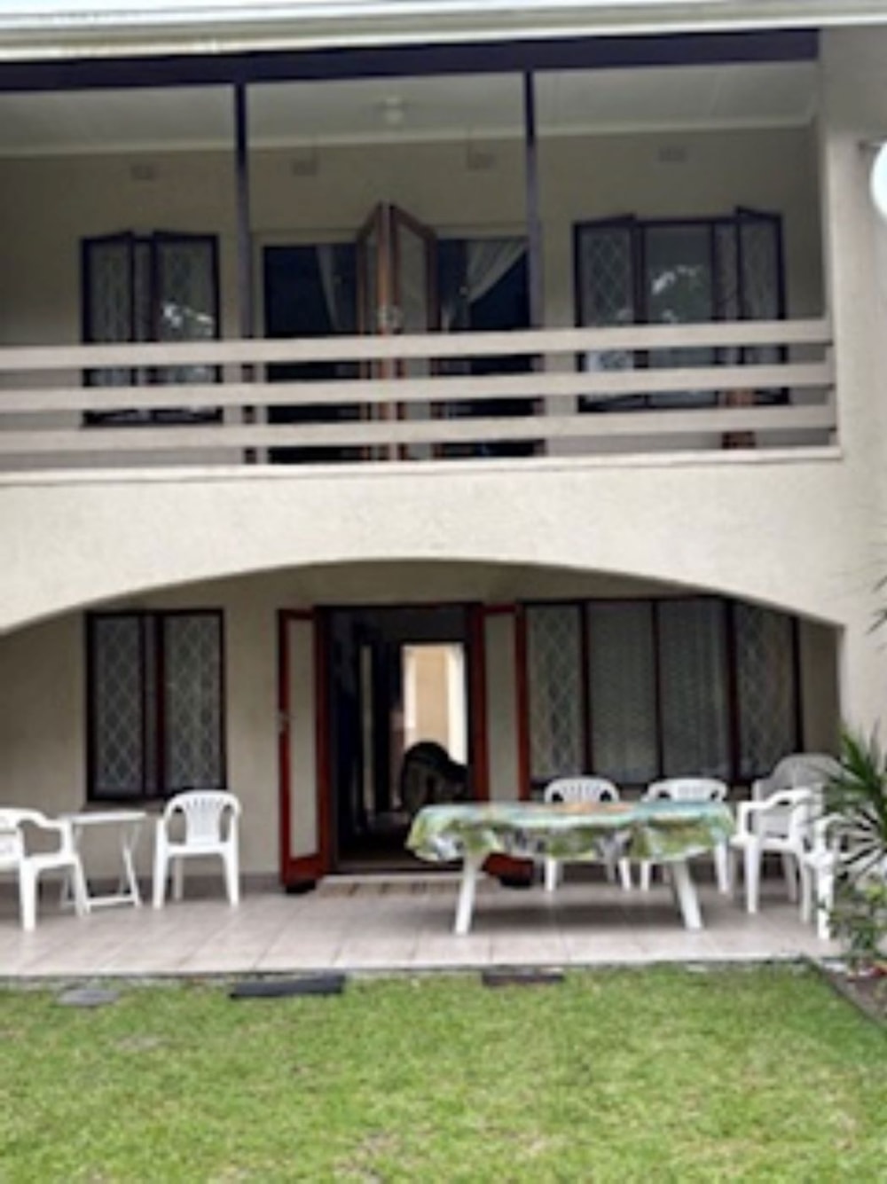 Double-storey apartment for sale in Pennington - 1SI1684810