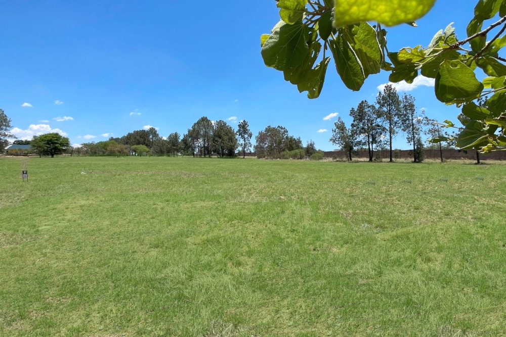 Vacant land for sale in Kyalami AH - MR1686292