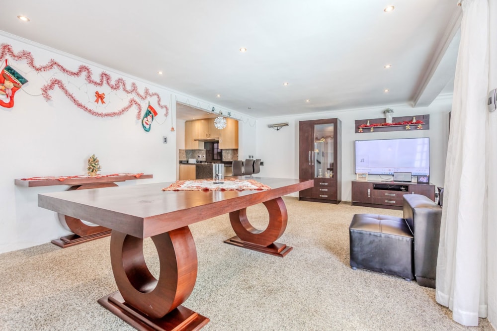 Townhouse for sale in Bryanston - HP1684796 Townhouse for sale in Bryanston - HP1684796