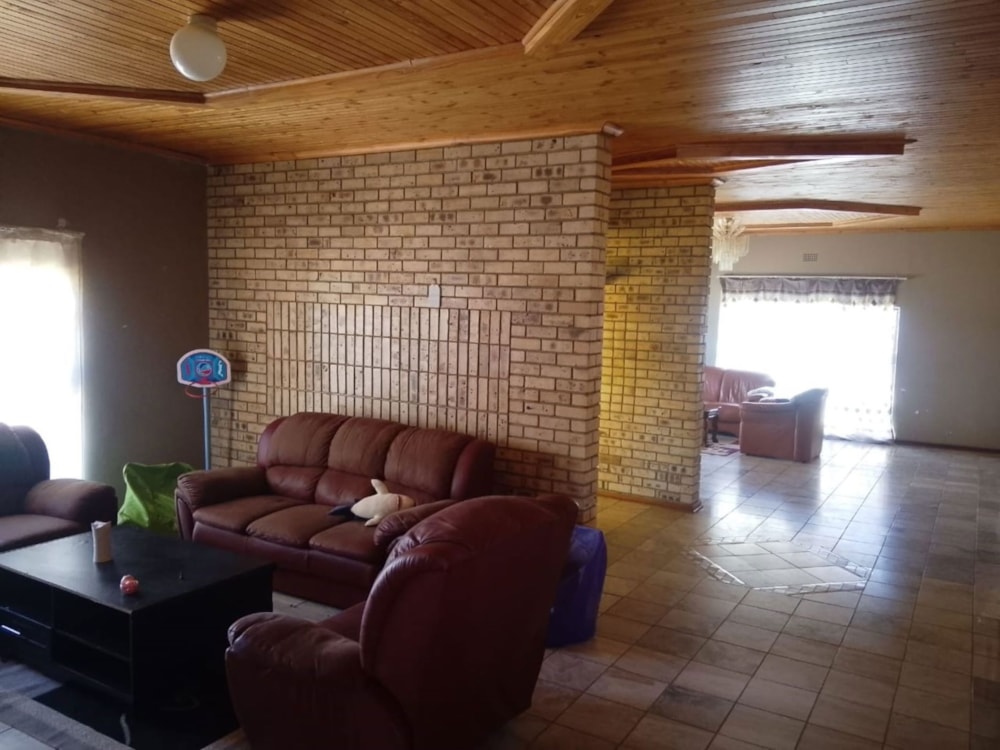 House for sale in Vryburg - 1RN1684866 House for sale in Vryburg - 1RN1684866