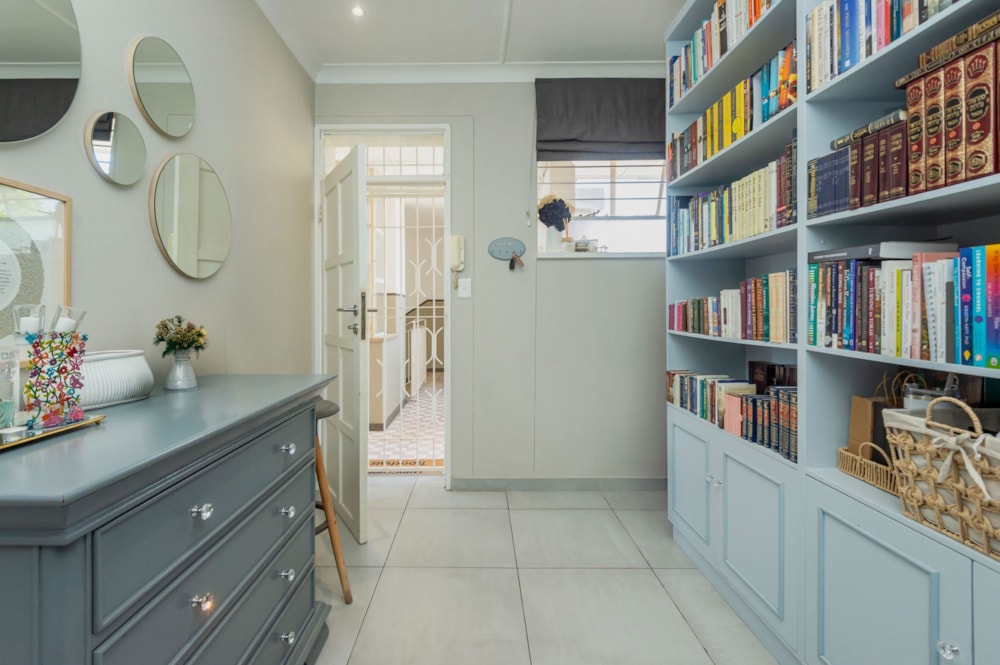 Apartment sold in Glenhazel - BED1685719 Apartment sold in Glenhazel - BED1685719