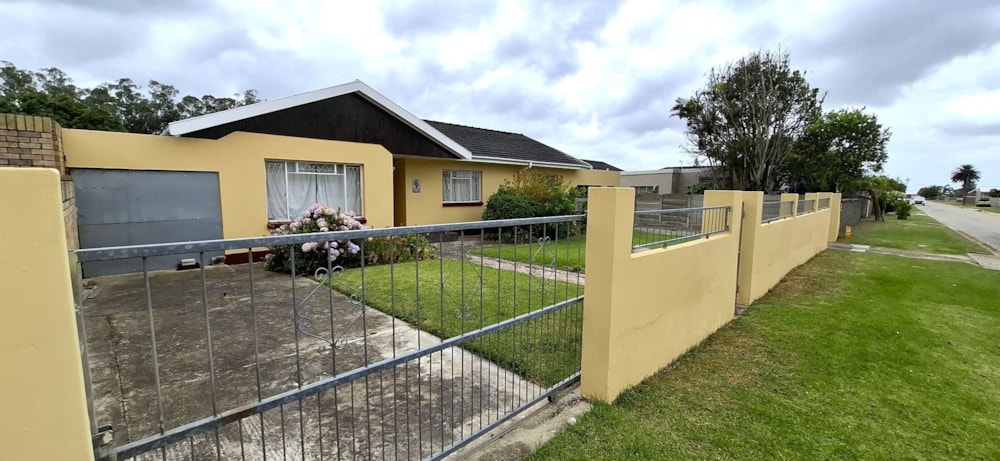 House to rent in Kabega - 1PLZ1736696