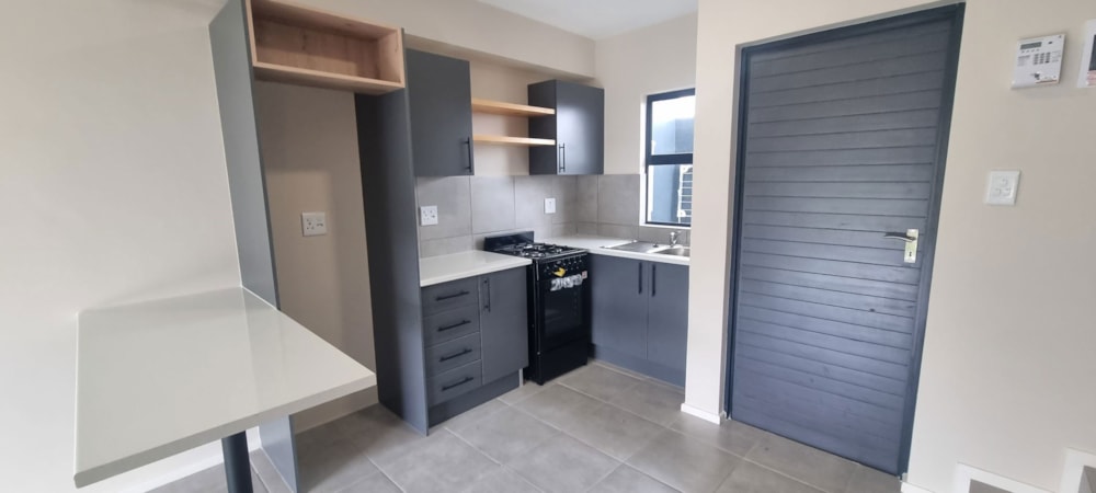 Apartment let in Waterfall, Upper Highway - 1KF1685148